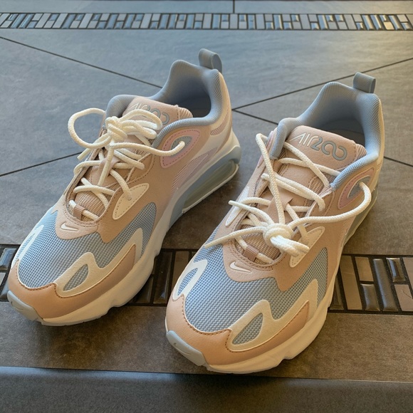 nike air max 200  • BRAND NEW • NEVER WORN - Picture 3 of 16